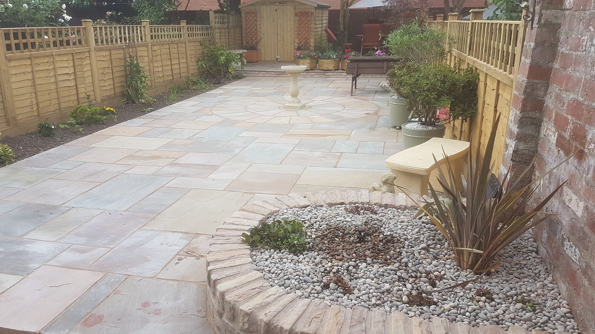 Landscaped garden at Breinton Road