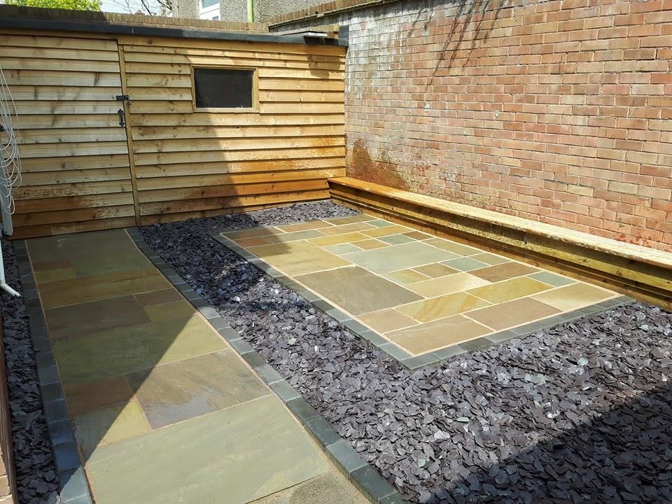 Timber shed on a level base